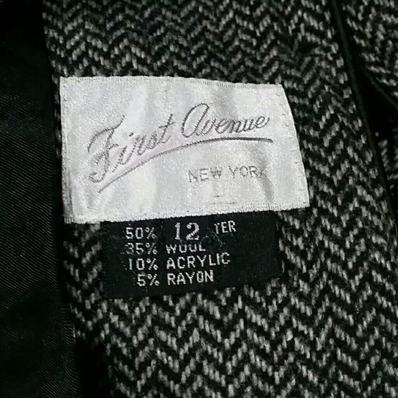 Vintage First Avenue New York Blazer - Picture 3 of 8